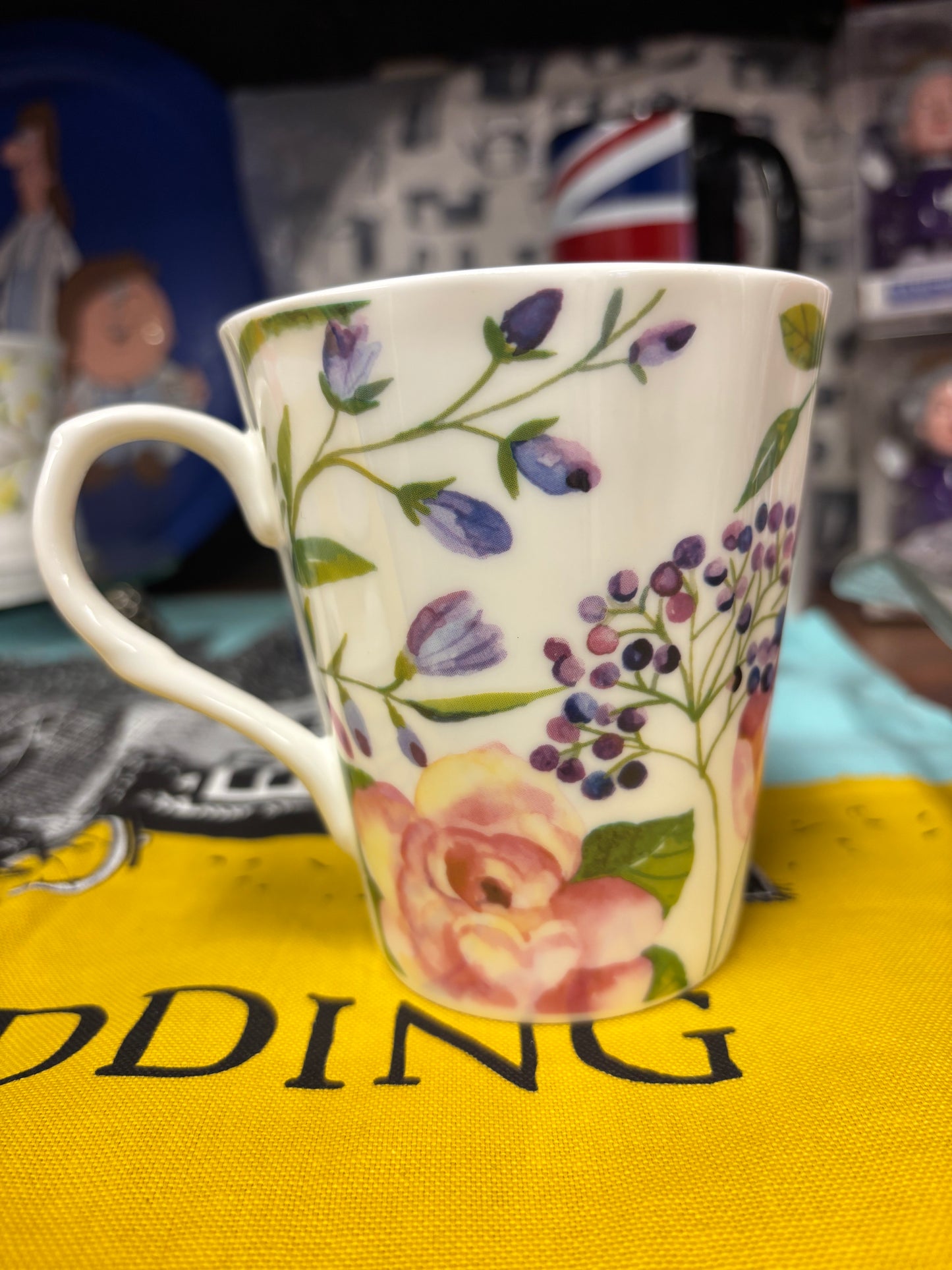 Rose of England Mug - Flowers