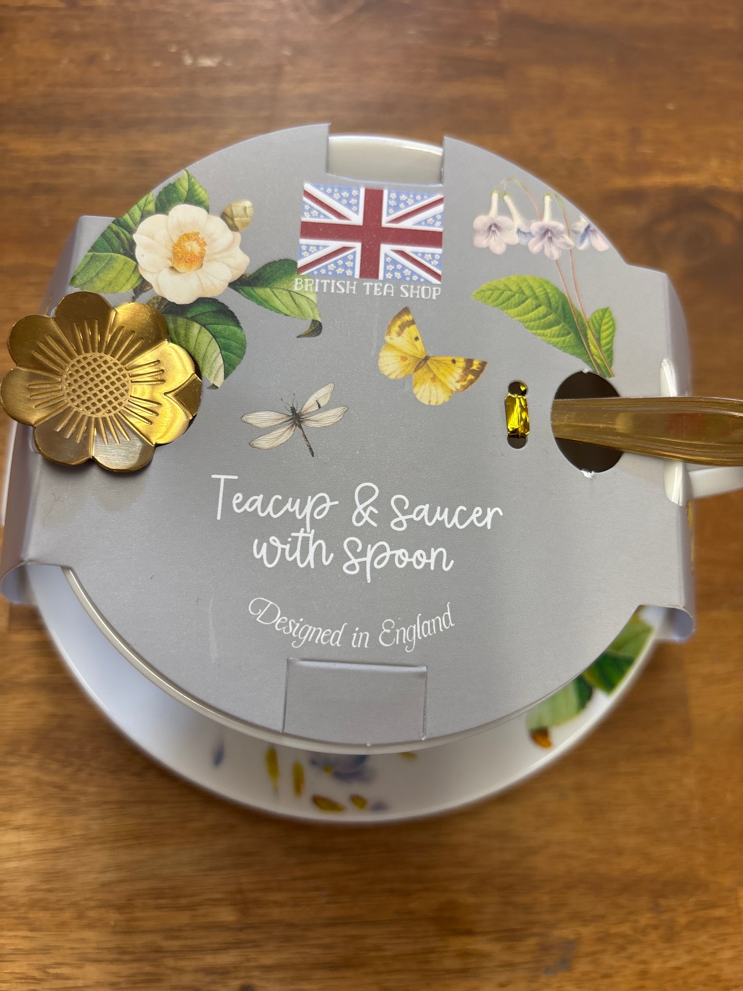Teacup & saucer with spoon